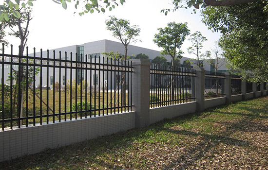 水源地<a href=http://m.mediopay.com target=_blank class=infotextkey><a href=http://m.mediopay.com target=_blank class=infotextkey>圍欄</a>網(wǎng)</a>施工規(guī)范